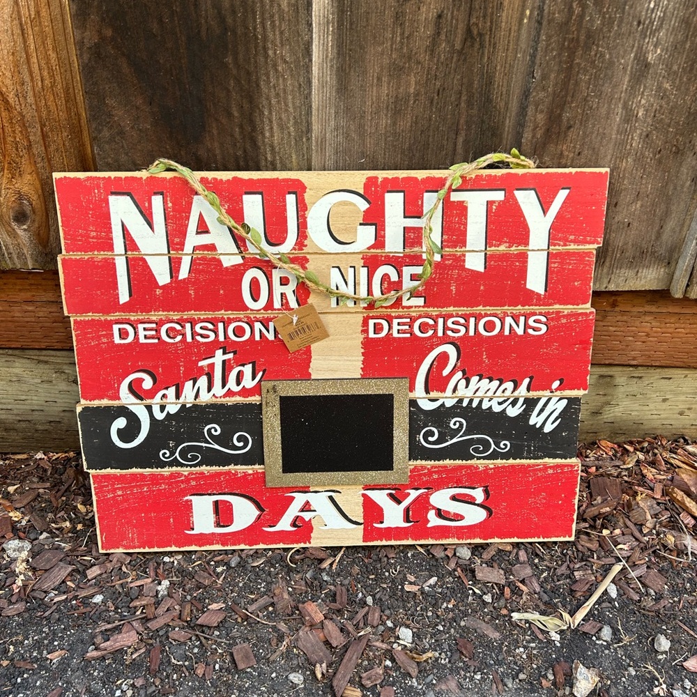 Naughty or Nice Christmas Chalkboard Countdown